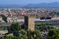 Alter Wehrturm der Stadtbefestigung von Florenz