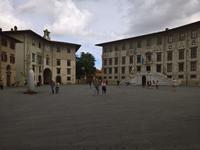 Eine elegante Piazza die Piazza dei Cavalieri in Pisas Altstadt.