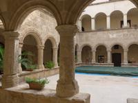 Italien, Sardinien, Alghero, Kirche des Hl.Franziskus, Kreuzgang