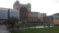 Rom (Vatikanische Museen - Cortile della Pigna = Pinienhof)