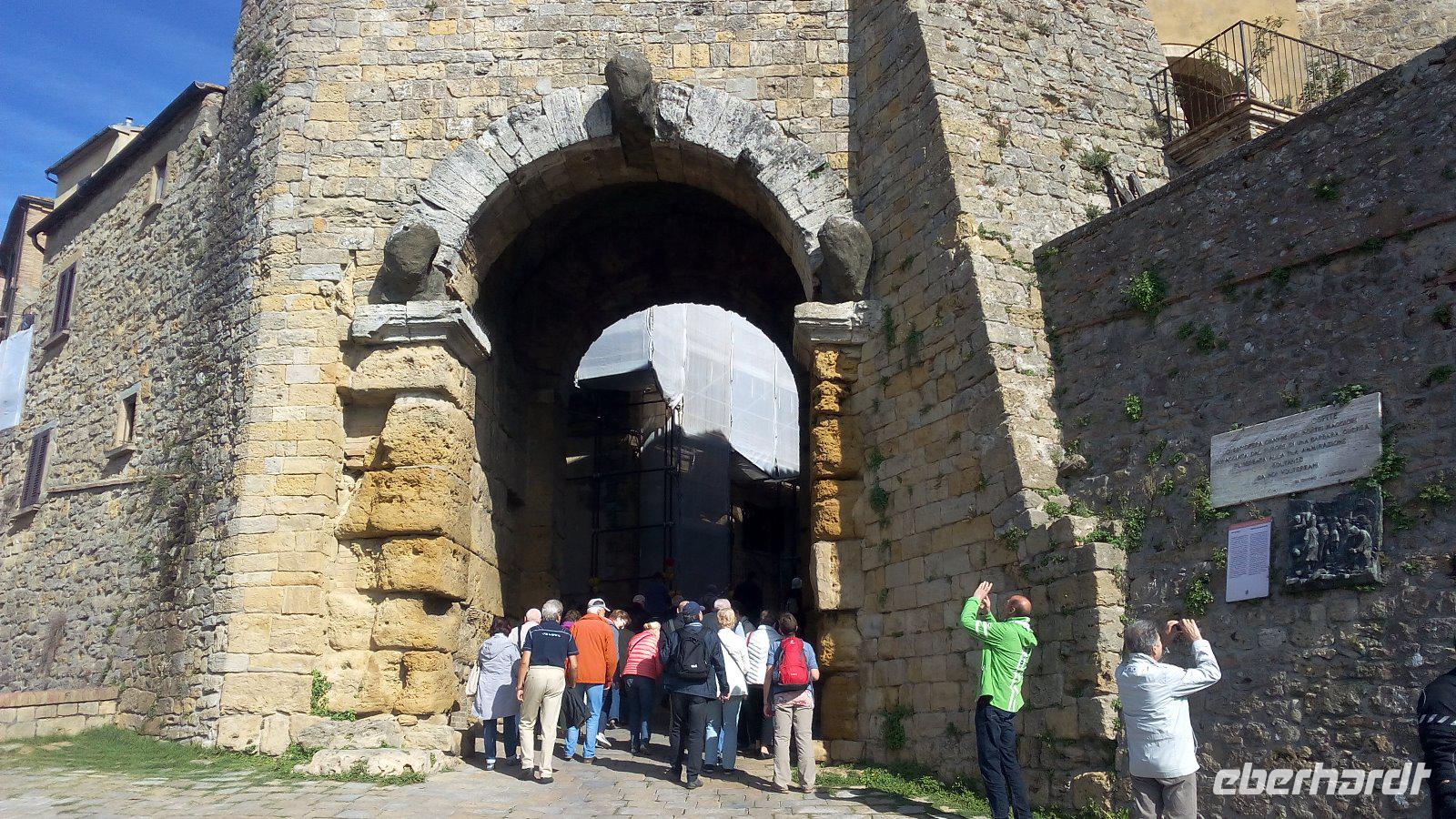 Volterra, Stadtführung mit Bettina,Porta all’Arco