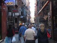 In der Via B. C. Croce