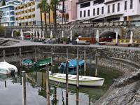 Herbstlich ist es auch im kleinen Hafen.