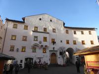 Dolomitenrundfahrt - Kastelruth Rathaus