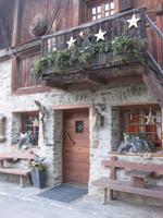 Eingang zu unserem Hotel Chalet Alpenrose 