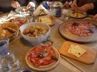 Jausenbrotzeit beim Unterfinser in Lajen-Ried