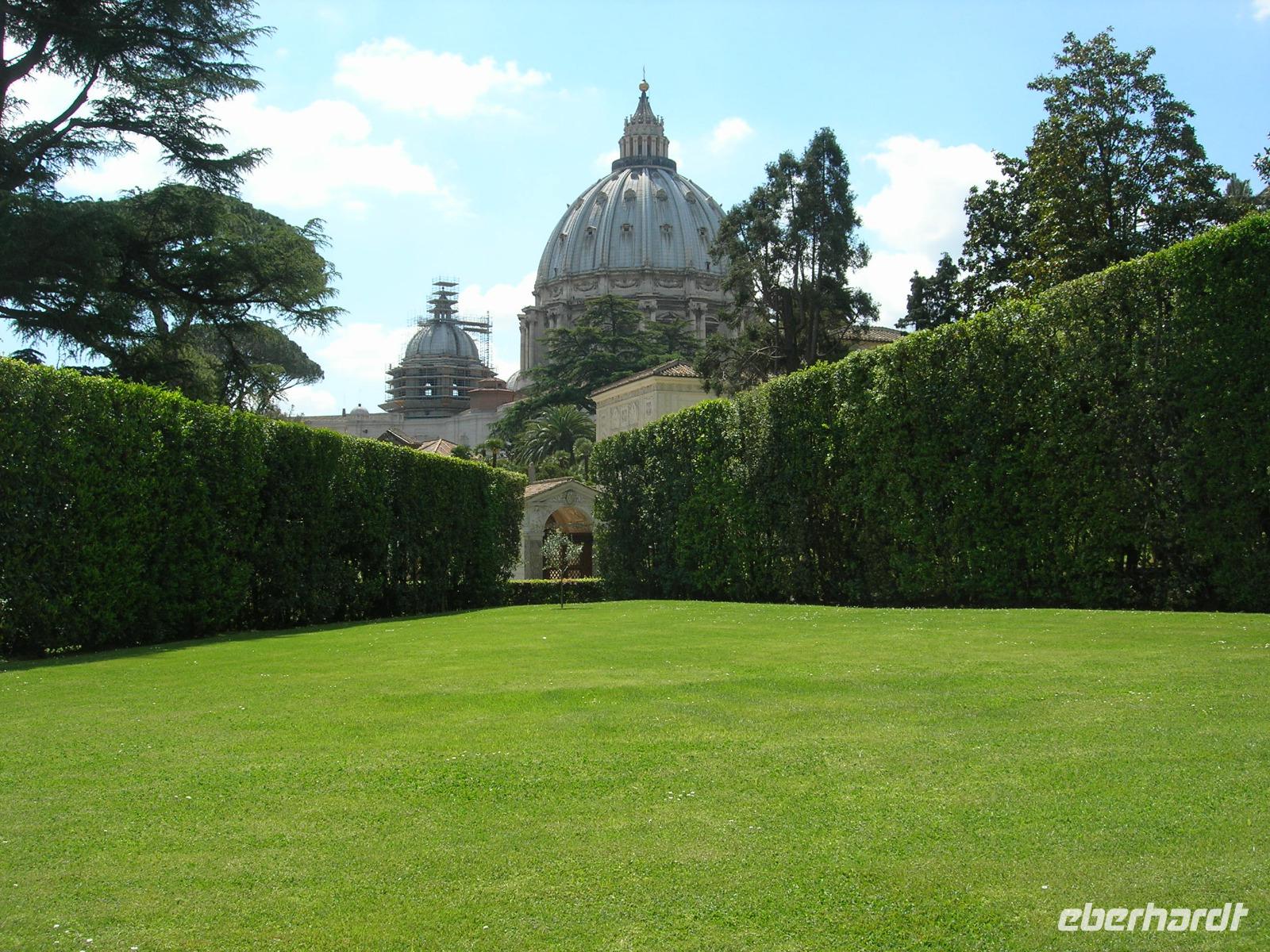 Vatikanische Gärten, Blick zum Petersdom