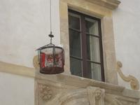 Palermo - Der Einkauf wird nach oben gebracht 