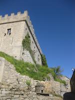 Die Burg von Montalbano Elicona