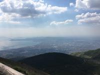 Ausblick vom Vesuv auf Neapels Küste