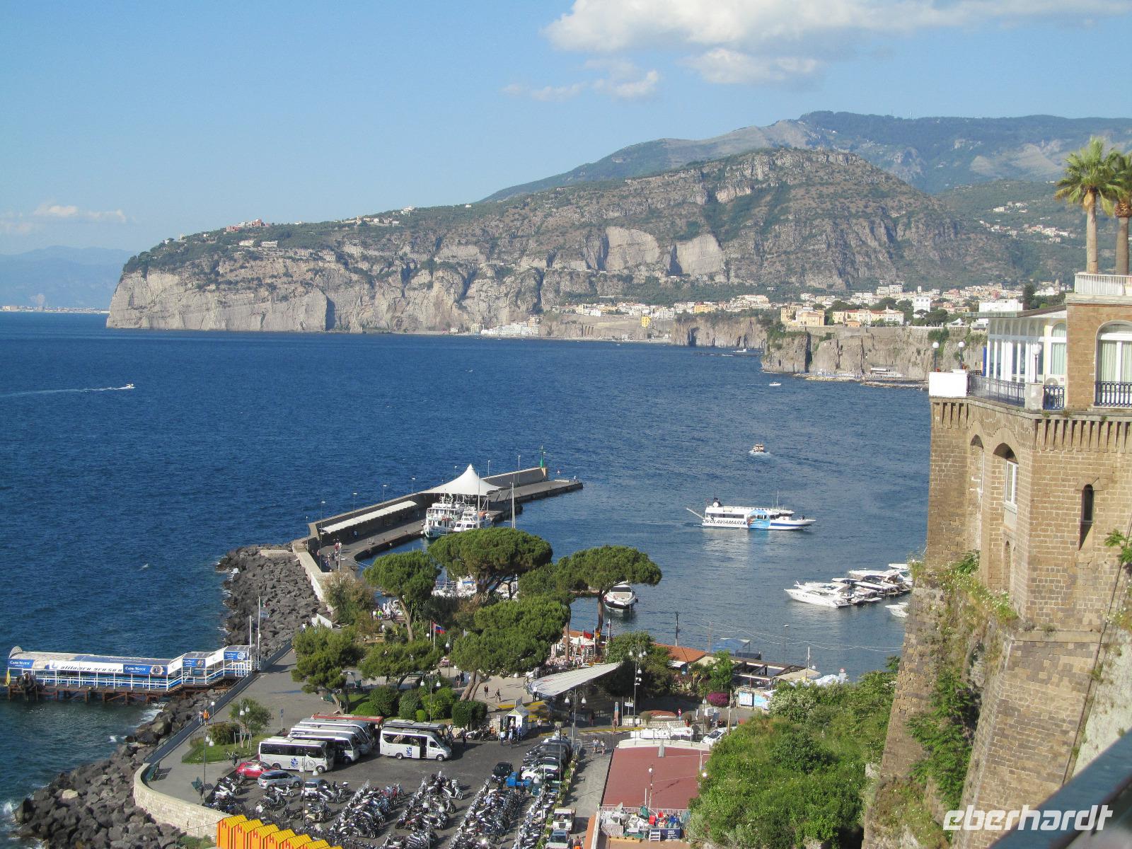 Hafen von Sorrent