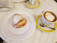 Italien, Amalfi, Sfogliatelle