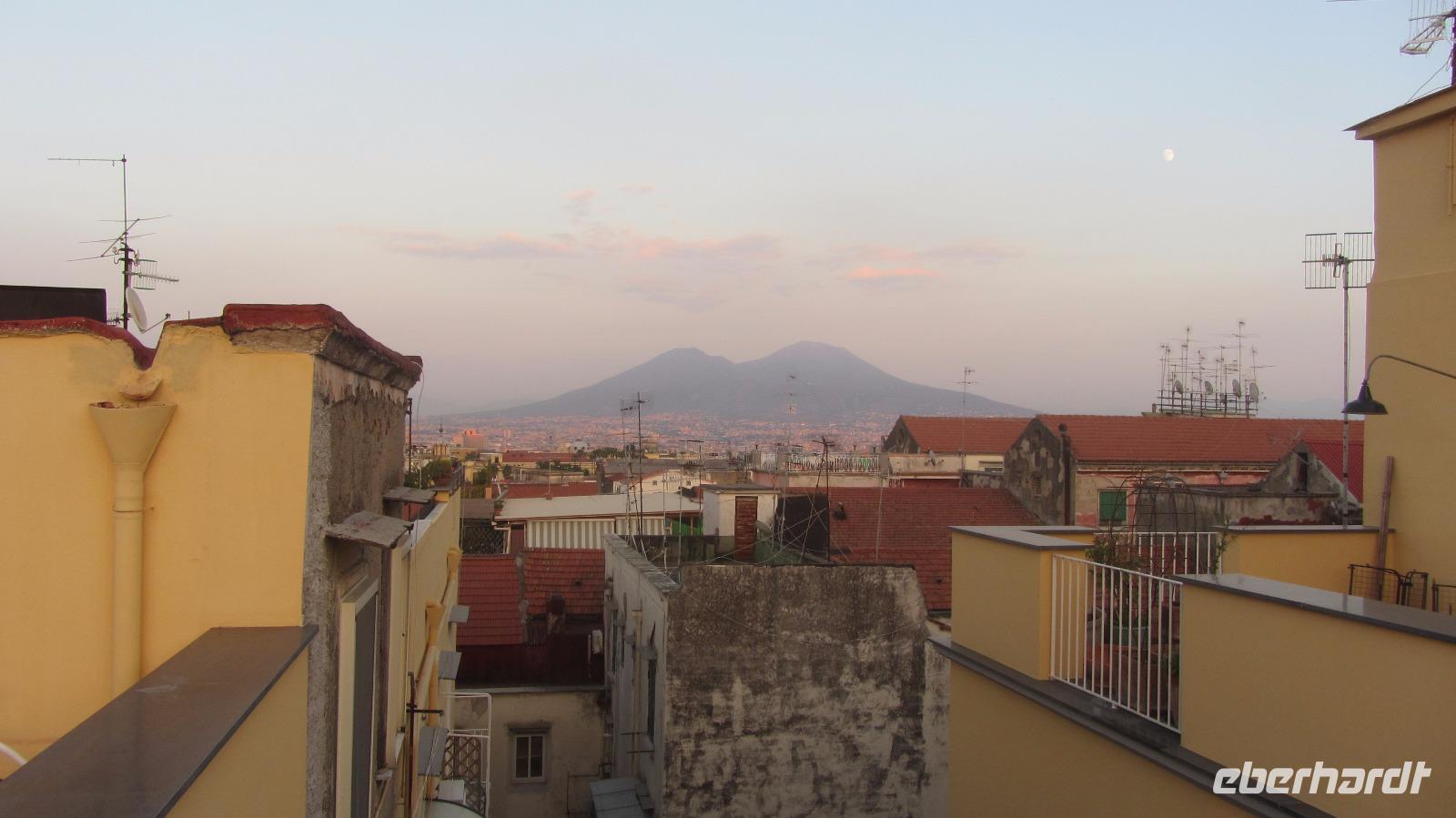 Blick auf Neapel und den Vesuv