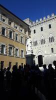 Siena (Altstadt - Piazza Salimbeni)