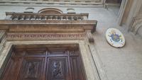 Basilika Santa Maria degli Angeli bei Assisi (Papstwappen)