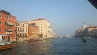 Venedig (Fahrt mit dem Vaporetto durch den Canal Grande)