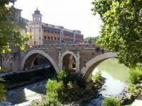 Tiber mit Ponte Fabricio