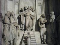 Duomo di Milano - prachtvolle Skulpturen im Innenraum