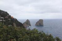 Blick auf die Faraglioni