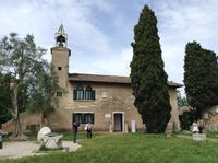 altes Haus mit Glockentürmchen