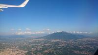 Ein letzter Blick aus dem Flieger zum Vesuv