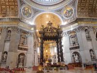 Petersdom oder die Basilika Sankt Peter im Vatikan in Rom (3)