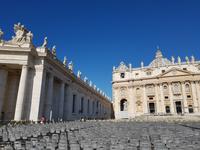 Der Petersplatz in Rom (7)
