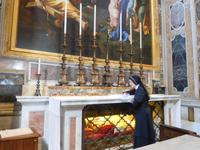 Petersdom oder die Basilika Sankt Peter im Vatikan in Rom (9)