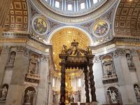Petersdom oder die Basilika Sankt Peter im Vatikan in Rom (14)