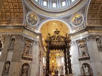 Petersdom oder die Basilika Sankt Peter im Vatikan in Rom (16)