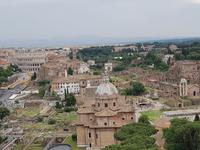 Blick von dem Monumento Nazionale a Vittorio Emanuele II Nationaldenkmal in Rom (4)