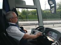 ... fährt uns Herr Norbert Michallak souverän nach Hause. Vielen Dank !