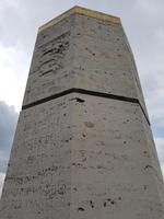 Ruinen von Castel Fiorentino, dem Sterbort von Friedrich II bei Lucena, in Apulien (Italien) (7)