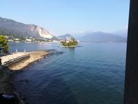 Ein Blick aus dem Fenster zur Isola Pescatori.