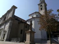 Die Aussenfassade des Domes von Lugano.