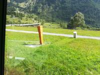 ... und vorbei an sanften Tälern.