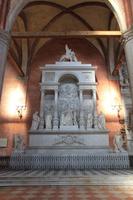 In der Kirche Santa Maria dei Frari