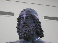 Bronzestatuen von Riace im Nationalmuseum von Reggio Calabria