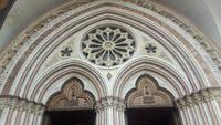 Assisi (Kirche des Heiligen Franziskus - Eingangsportal zur Unterkirche)