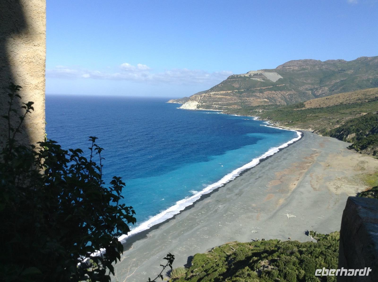 schwarzer Strand von Nonza