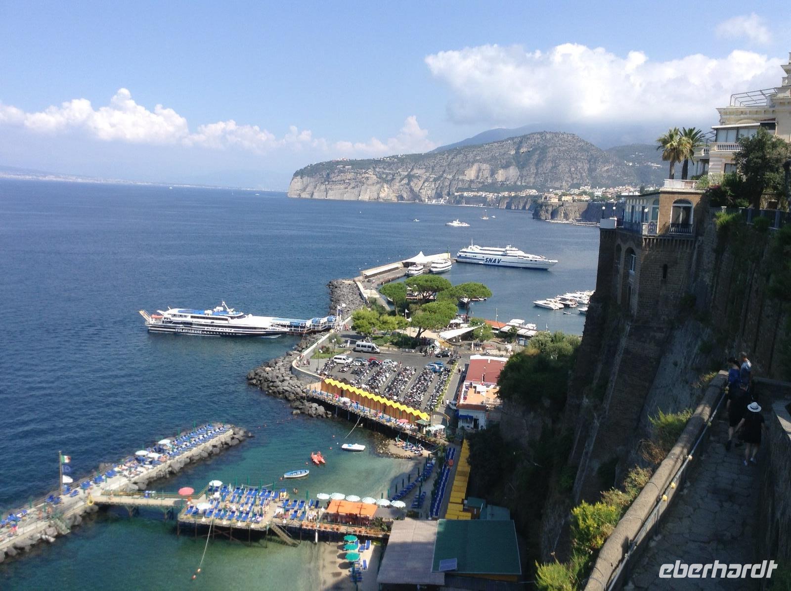 Hafen von Sorrent