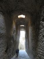 der Tunnel vom Castello Aragonese zur Brücke nach Ischia Ponte