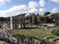 Blick zum Trimphbogen