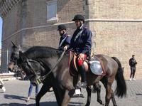 berittene Polizei an der Engelsburg