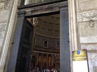Eingang zum Pantheon