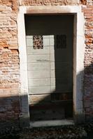 Türen auf Weg durch die Stadt