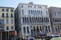 Häuser und Kirchen entlang Canale Grande