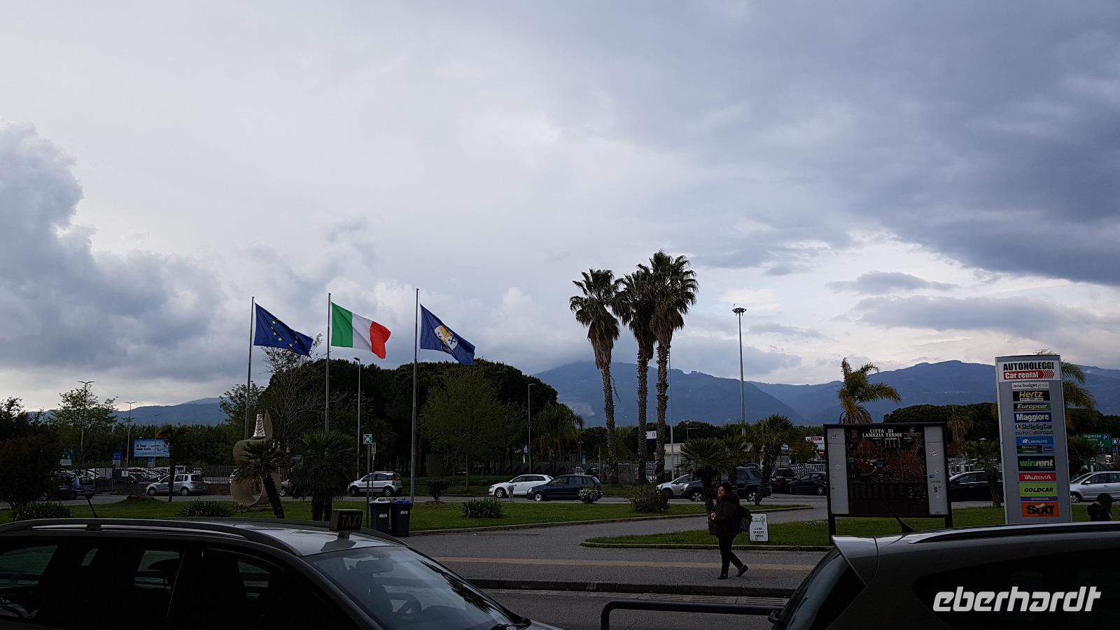 Flughafen Lamezia Terme 20190417 175457