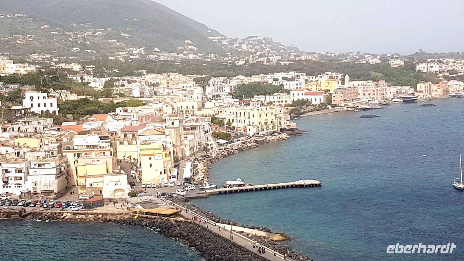 Blick auf Ischia-Stadt