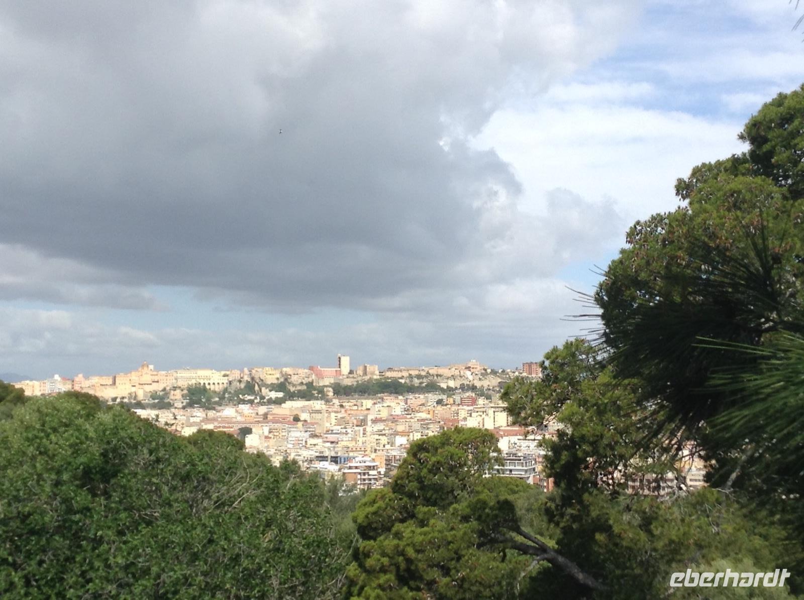 Blick zur Altstadt von Cagliari